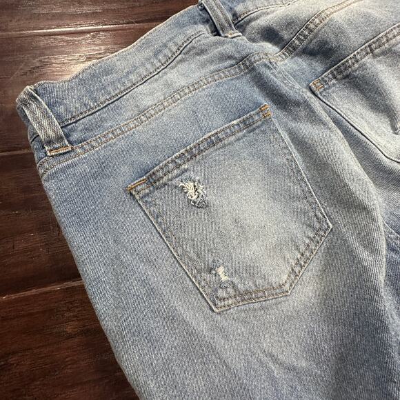 Arula (Altar’d State) Flared leg raw hem distressed denim jeans size 14 - Picture 7 of 8